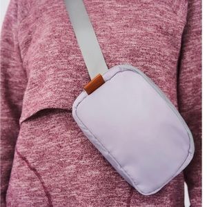 Latched mama bag